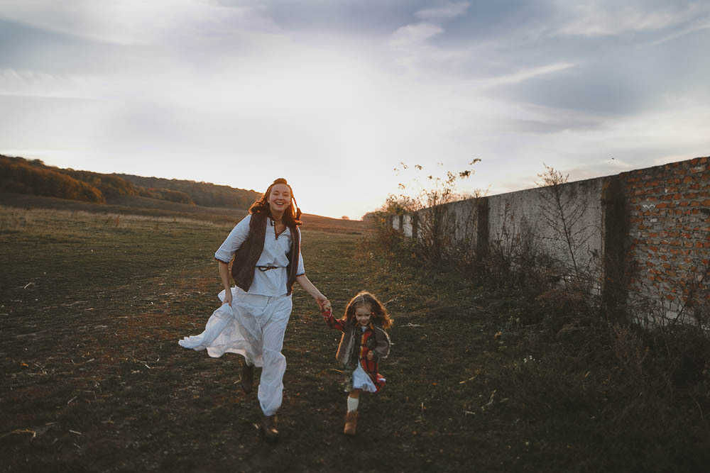 Lucy&Elizabeth.Family. Головна