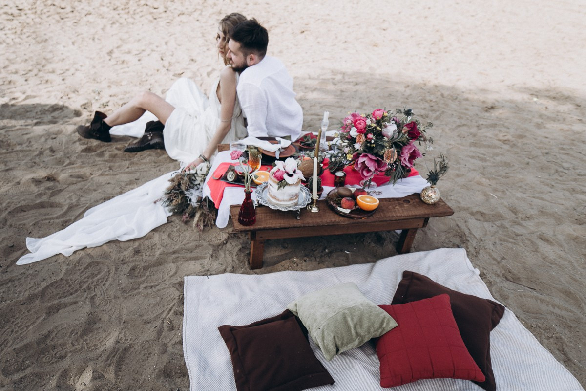 I Belong To You. Головна