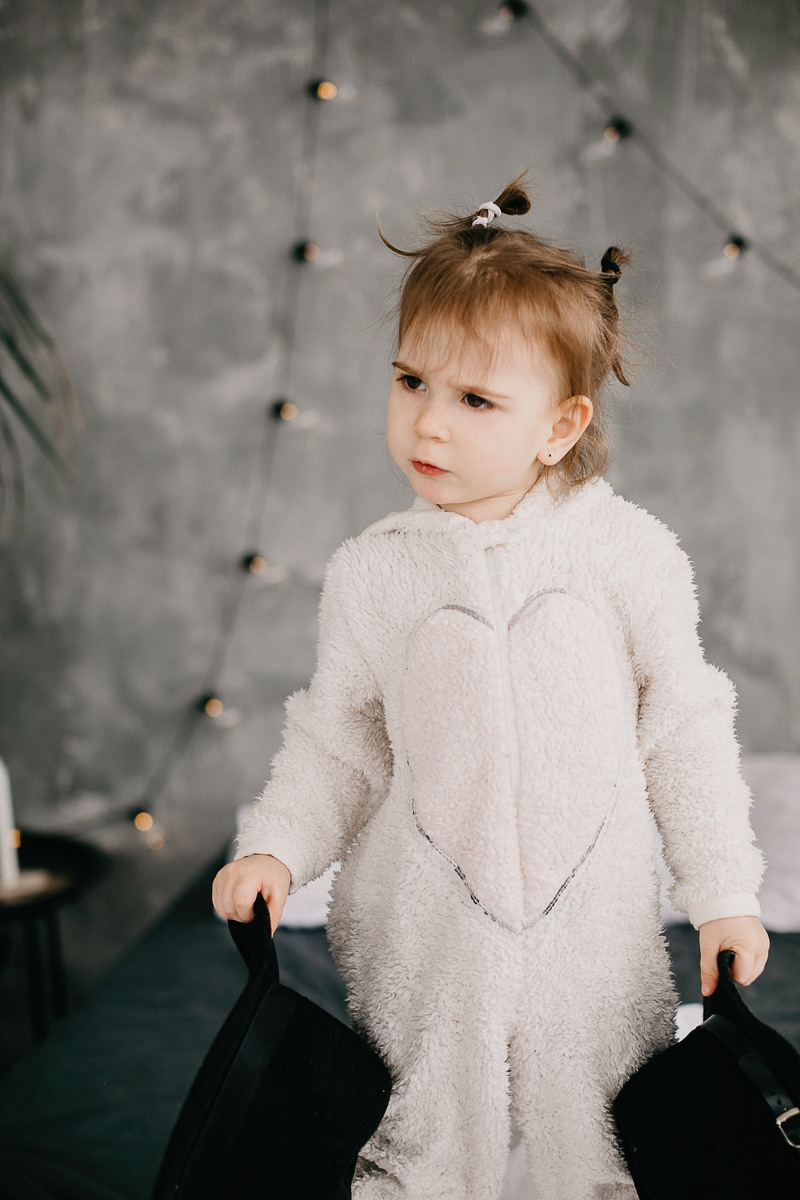 Еля і Анісія. Головна