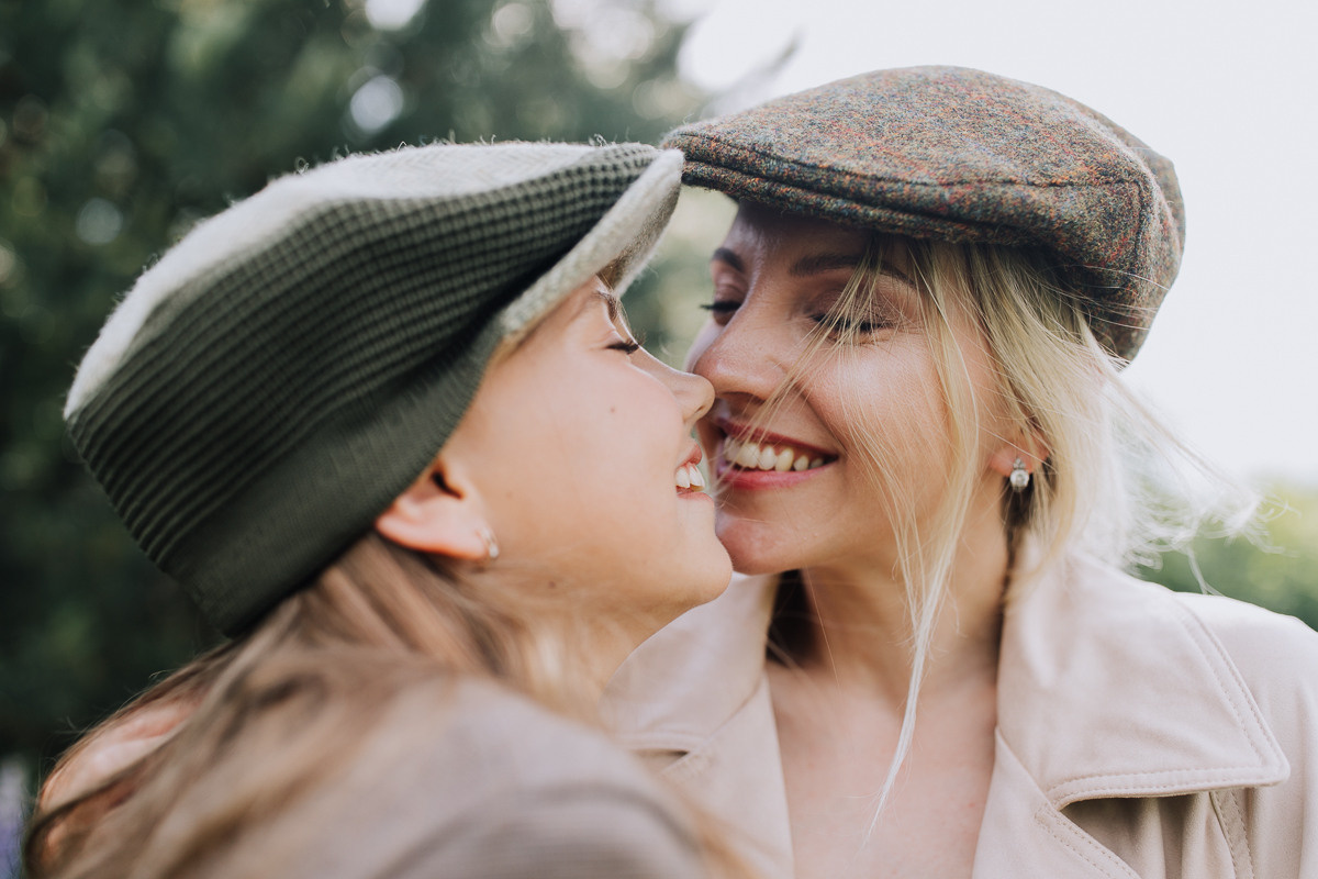 Мар"яна і Каміла. Головна