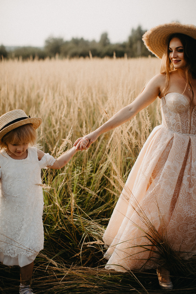 Юля і Кароліна