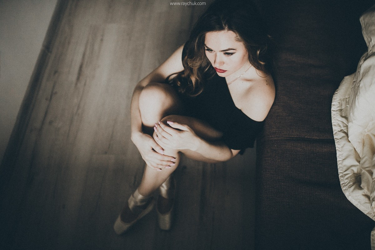 I Can't Say No. Головна