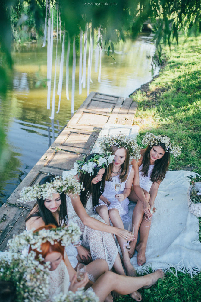 Olya and girl.Hen parties. Головна