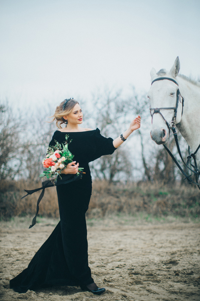Dark elegance.Portrait. Головна