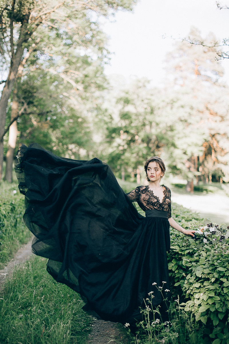 Who Owns My Heart. Головна