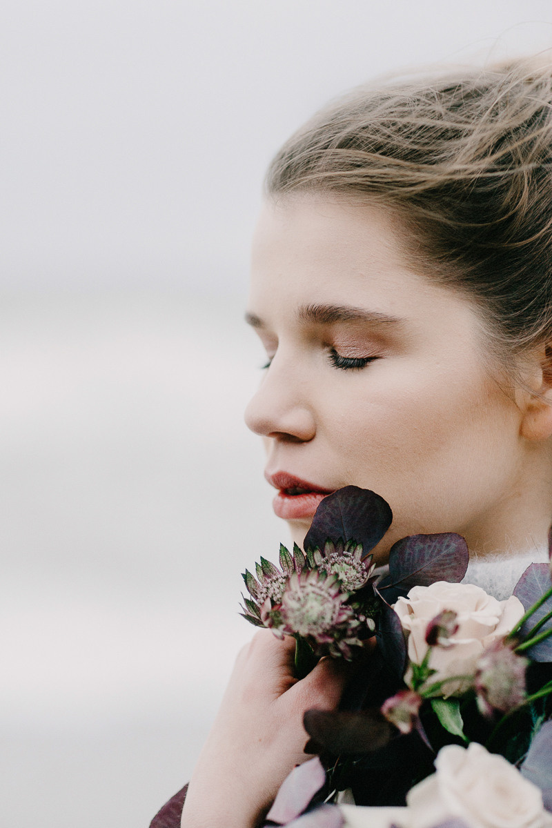 Don't Shoot. Головна