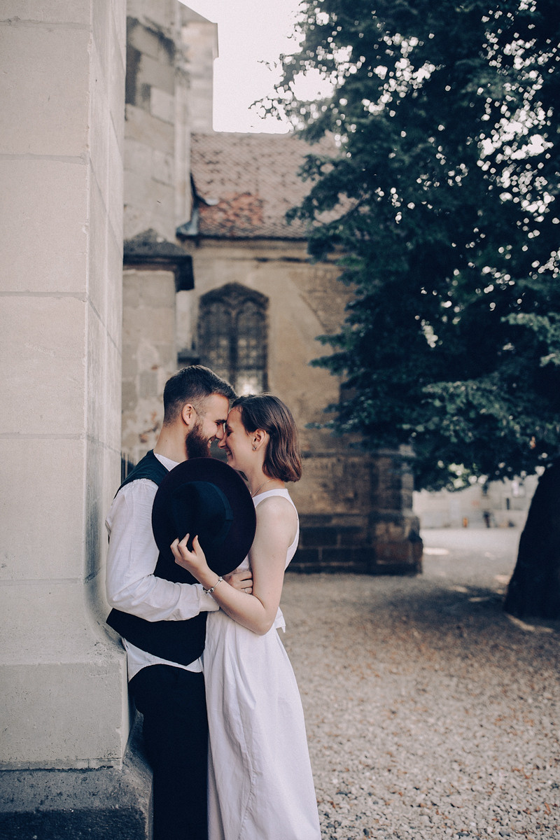 Fragile. Головна