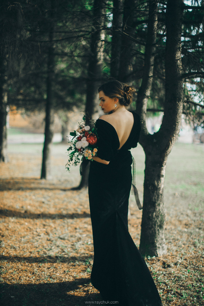 Dark elegance.Portrait. Головна