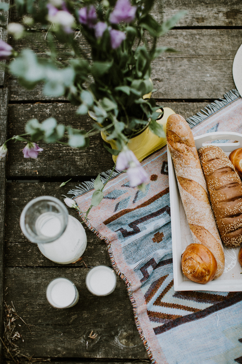 Lucy and Lisa. Головна
