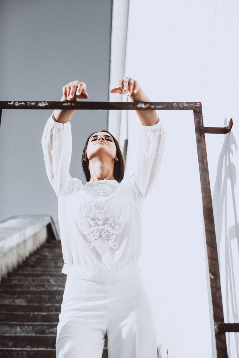 It's a Beautiful Day. Головна