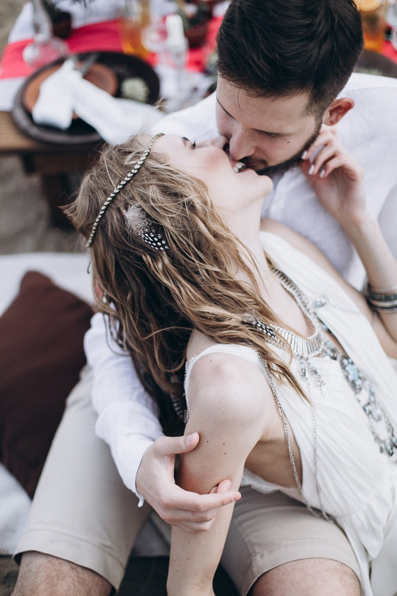 I Belong To You. Головна