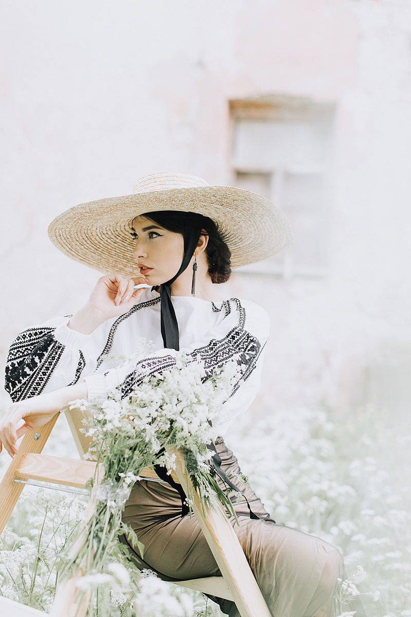 Lovely. Головна