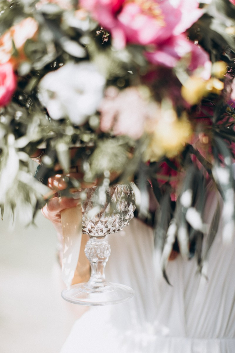 I Belong To You. Головна