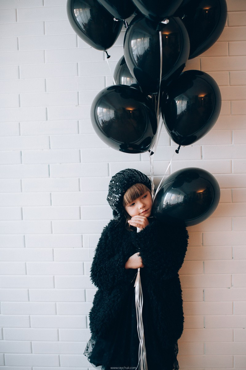 Black dress. Family. Головна