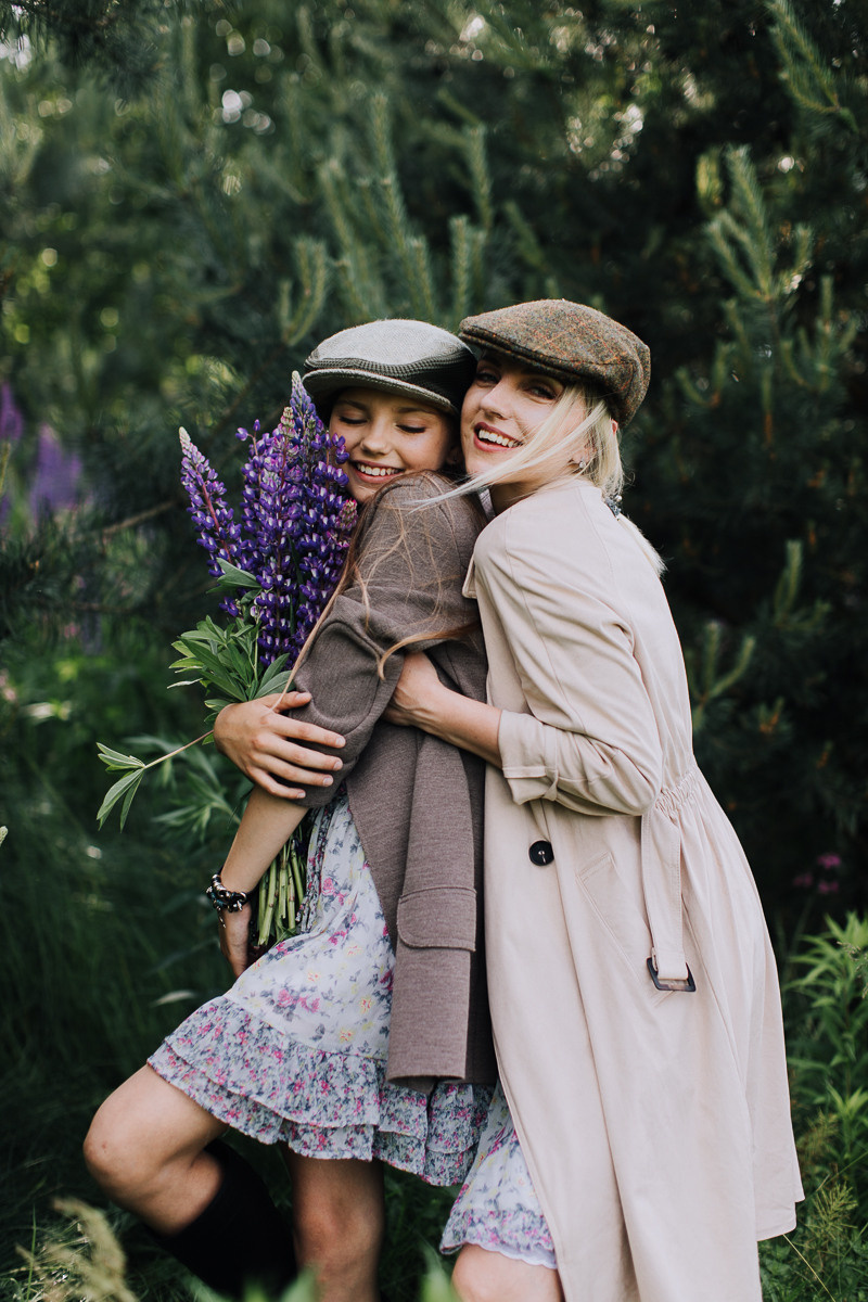 Мар"яна і Каміла. Головна