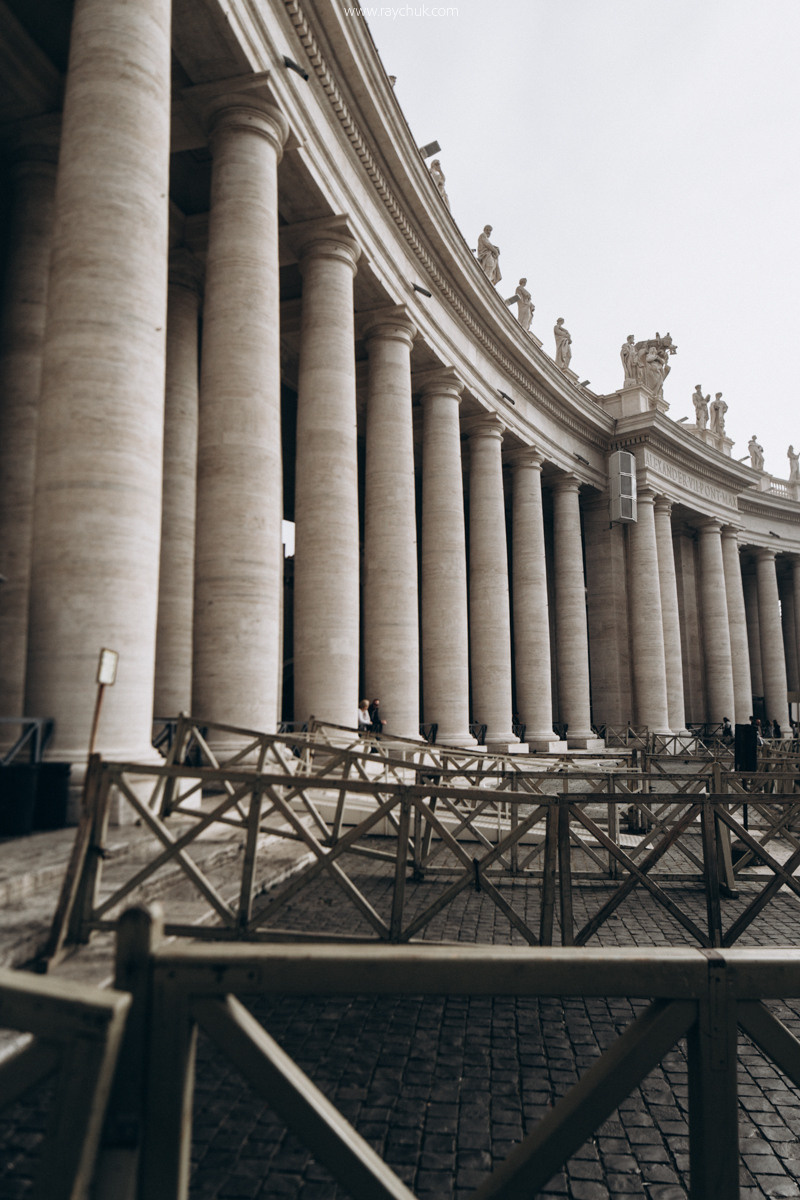 Vatican. Головна