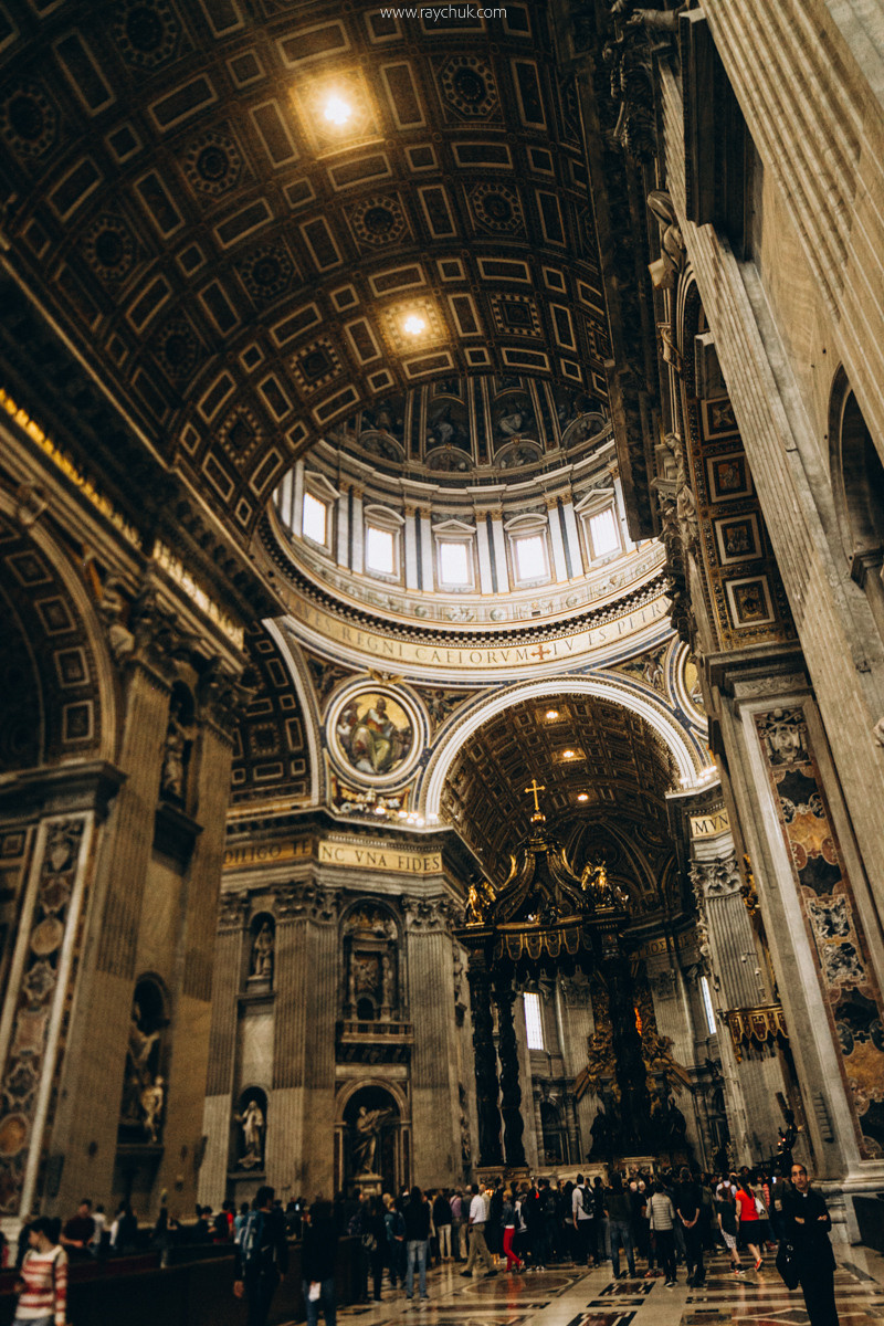 Vatican. Головна