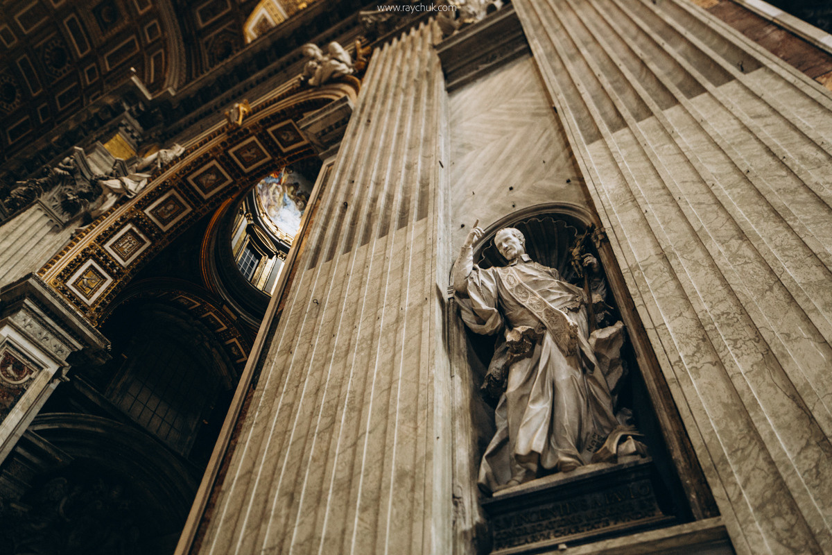 Vatican. Головна