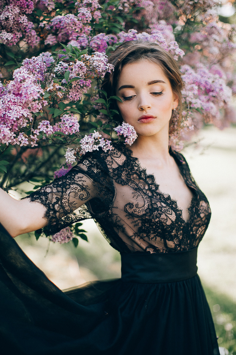 Who Owns My Heart. Головна