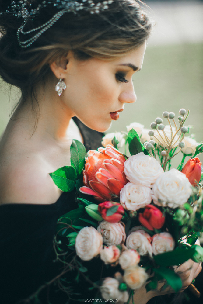 Dark elegance.Portrait. Головна