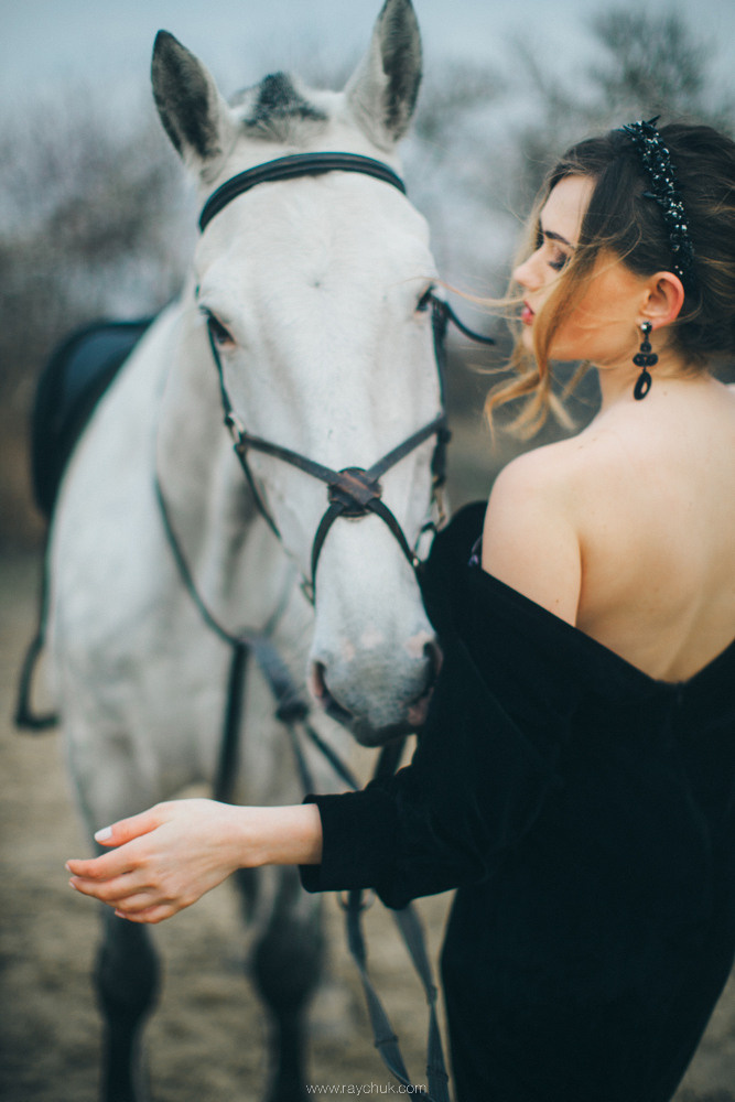 Dark elegance.Portrait. Головна