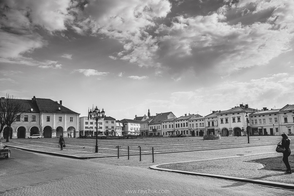 Ukraine. Zhovkva. Головна