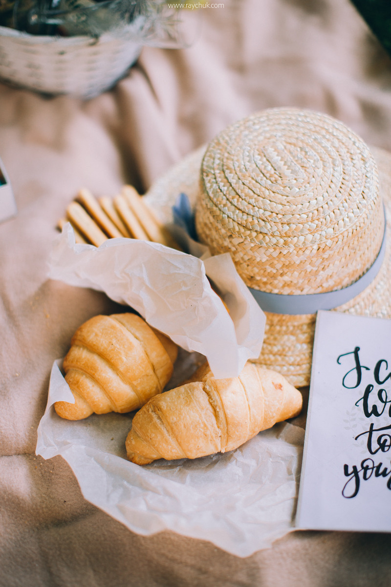 You Are My Sun. Головна