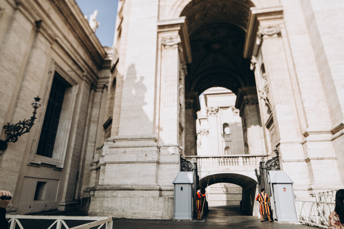 Vatican. Головна