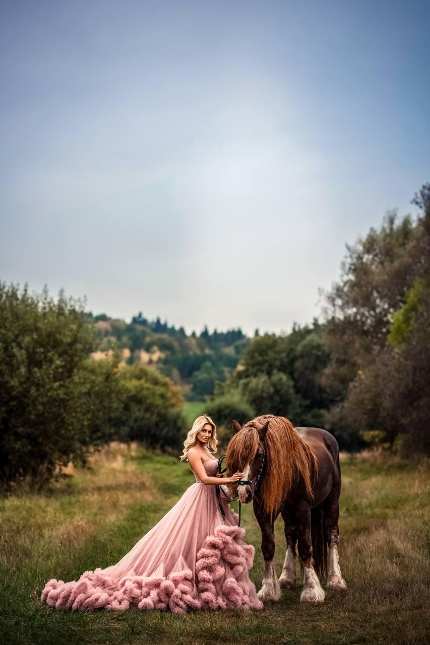 Фотосессия с лошадьми. Свадебный фотограф в Праге Покудова Наталия
