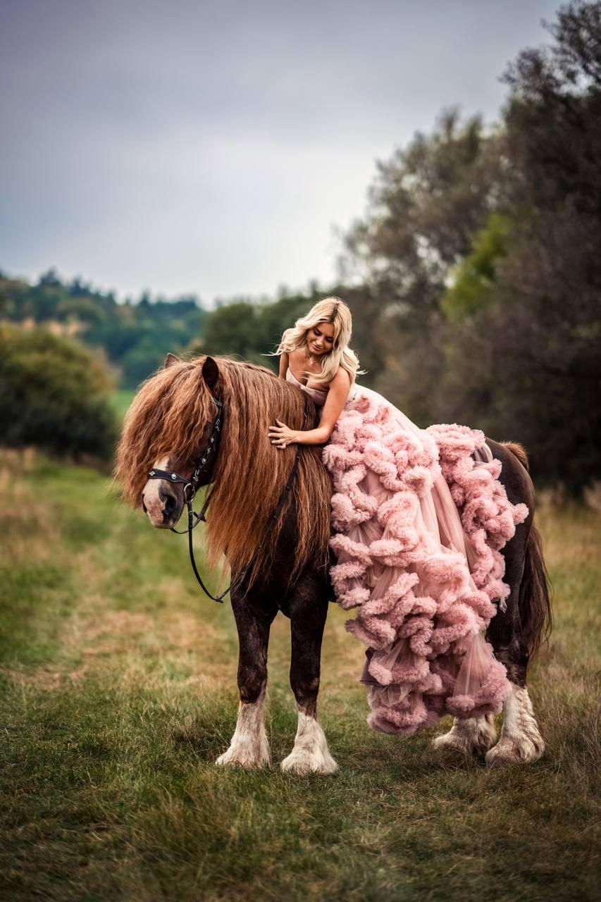Фотосессия с лошадьми. Свадебный фотограф в Праге Покудова Наталия