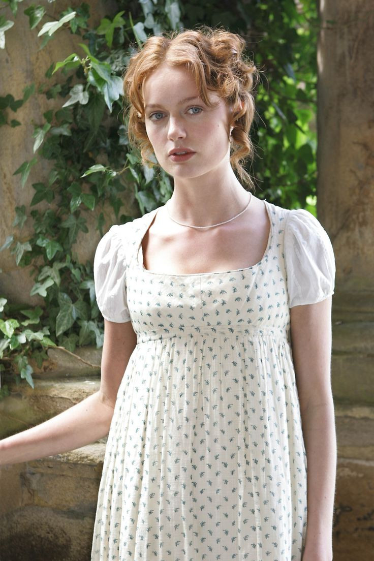 Romantic Empire style. Photographer in Sweden