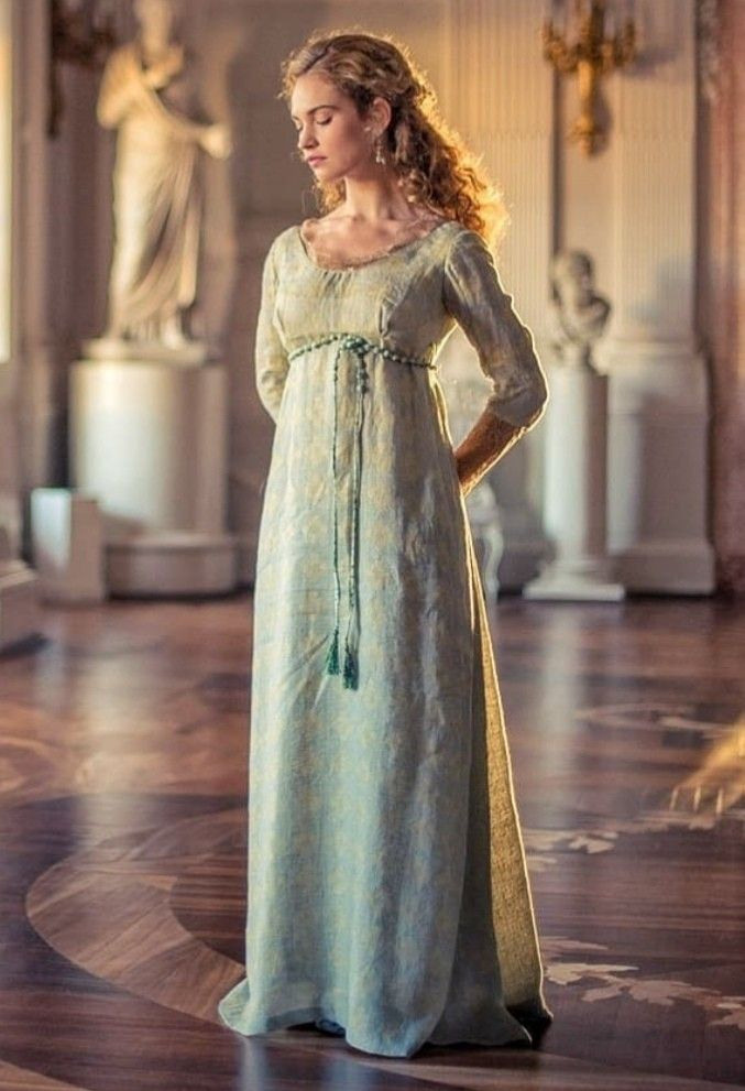 Romantic Empire style. Photographer in Sweden