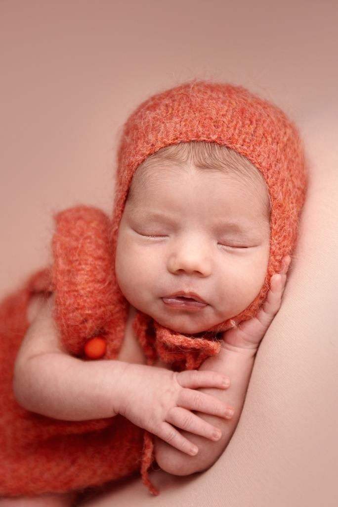 Дівчата. Фотограф новонароджених діток та їх сімей в Тернополі