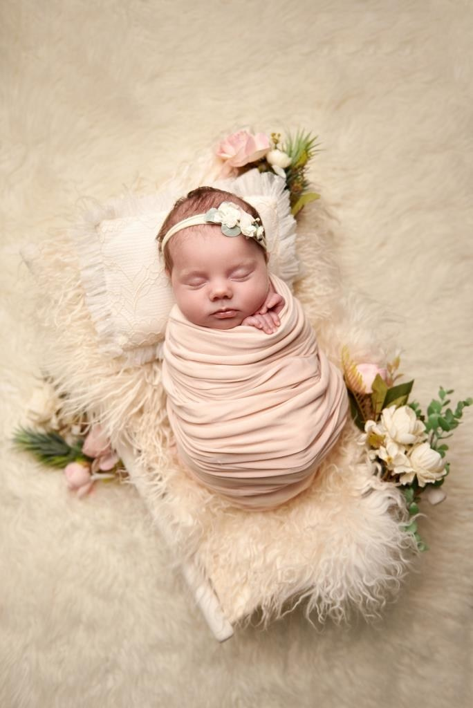 Ліжко гамак. Фотограф новонароджених діток та їх сімей в Тернополі