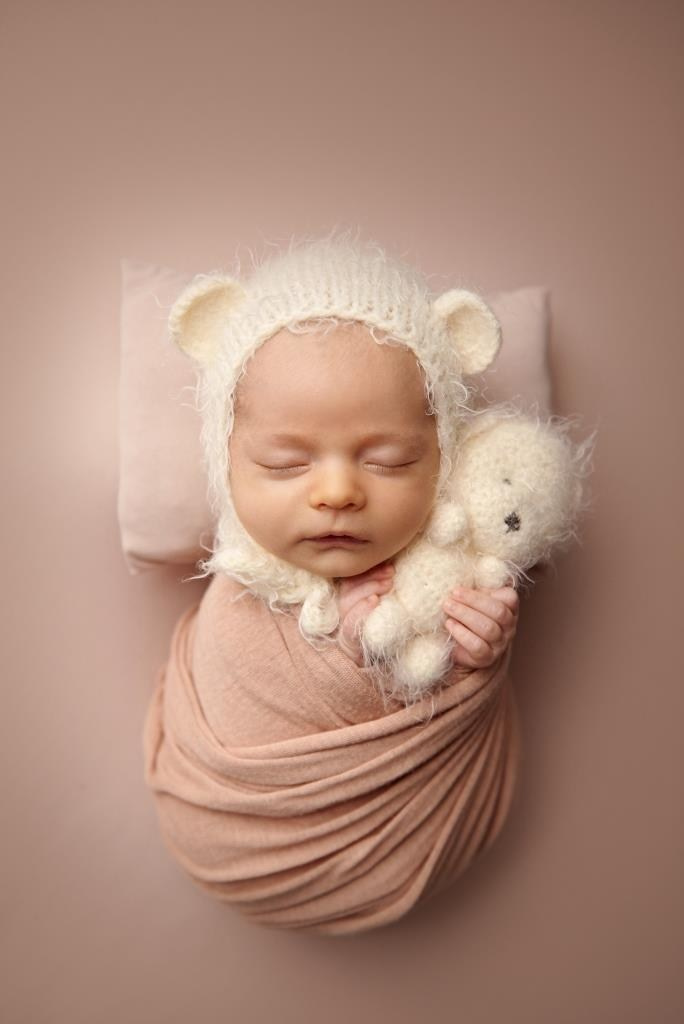 Обмотки. Фотограф новонароджених діток та їх сімей в Тернополі