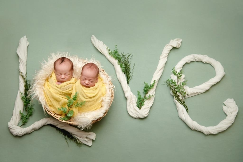 Корзини. Фотограф новонароджених діток та їх сімей в Тернополі