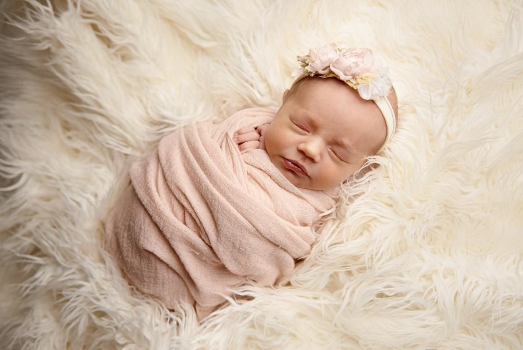 Обмотки. Фотограф новонароджених діток та їх сімей в Тернополі