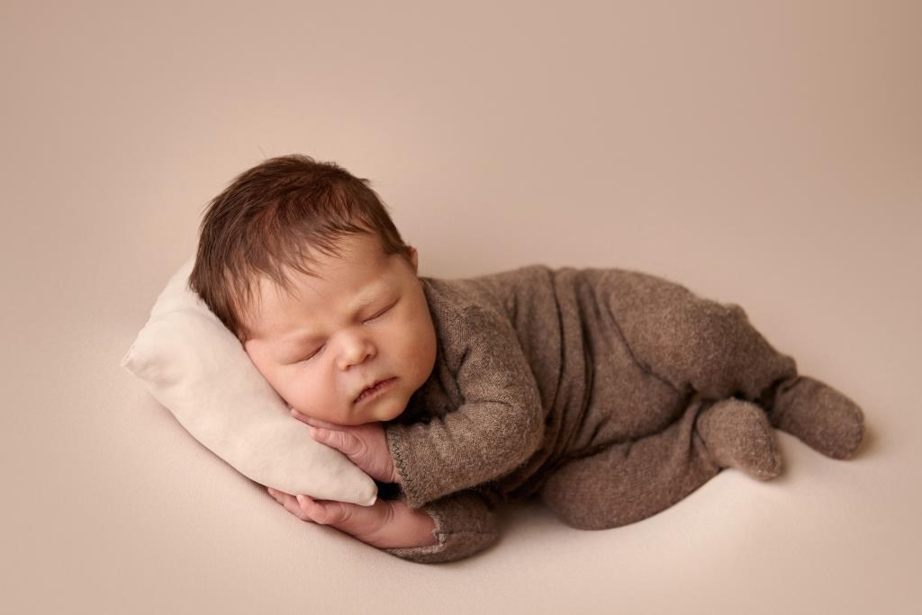 Хлопці. Фотограф новонароджених діток та їх сімей в Тернополі