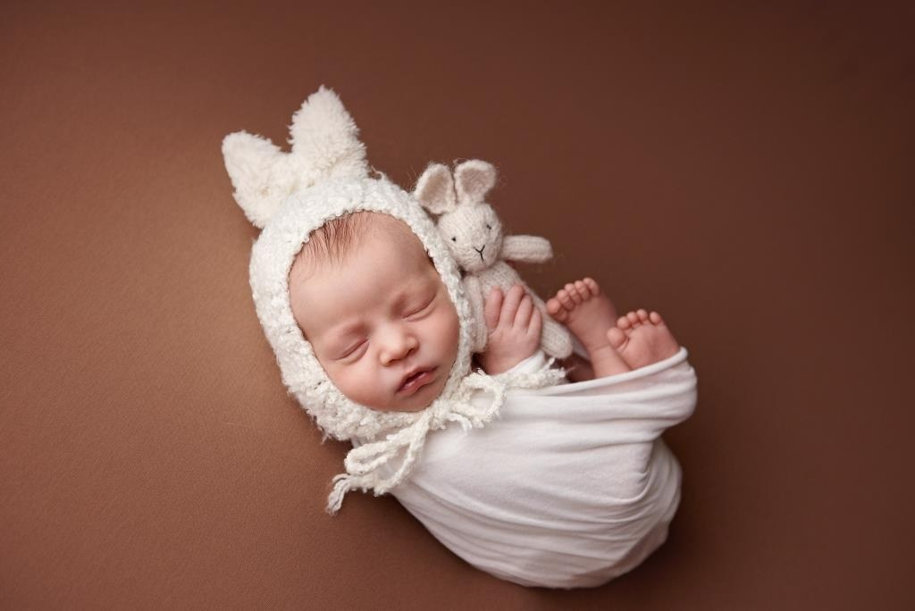 Обмотки. Фотограф новонароджених діток та їх сімей в Тернополі