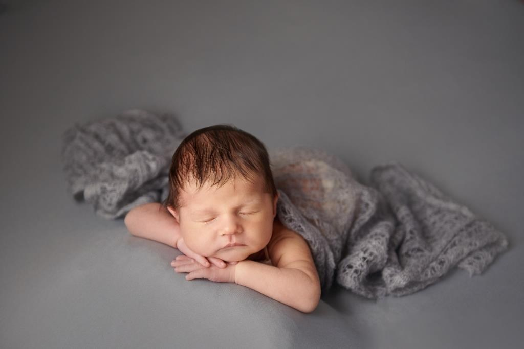 Хлопці. Фотограф новонароджених діток та їх сімей в Тернополі