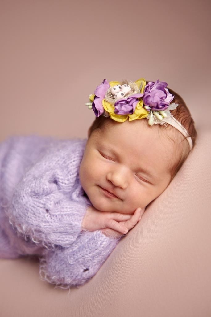 Дівчата. Фотограф новонароджених діток та їх сімей в Тернополі