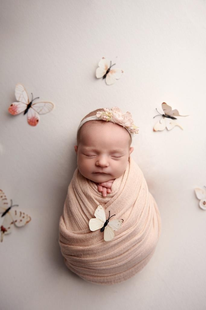 Обмотки. Фотограф новонароджених діток та їх сімей в Тернополі