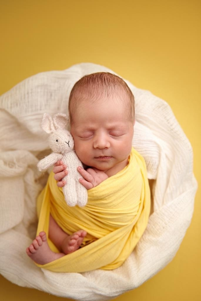 Обмотки. Фотограф новонароджених діток та їх сімей в Тернополі