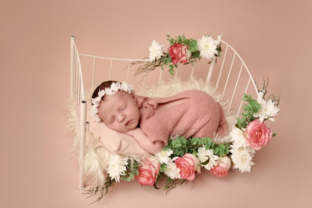 Квіти. Фотограф новонароджених діток та їх сімей в Тернополі