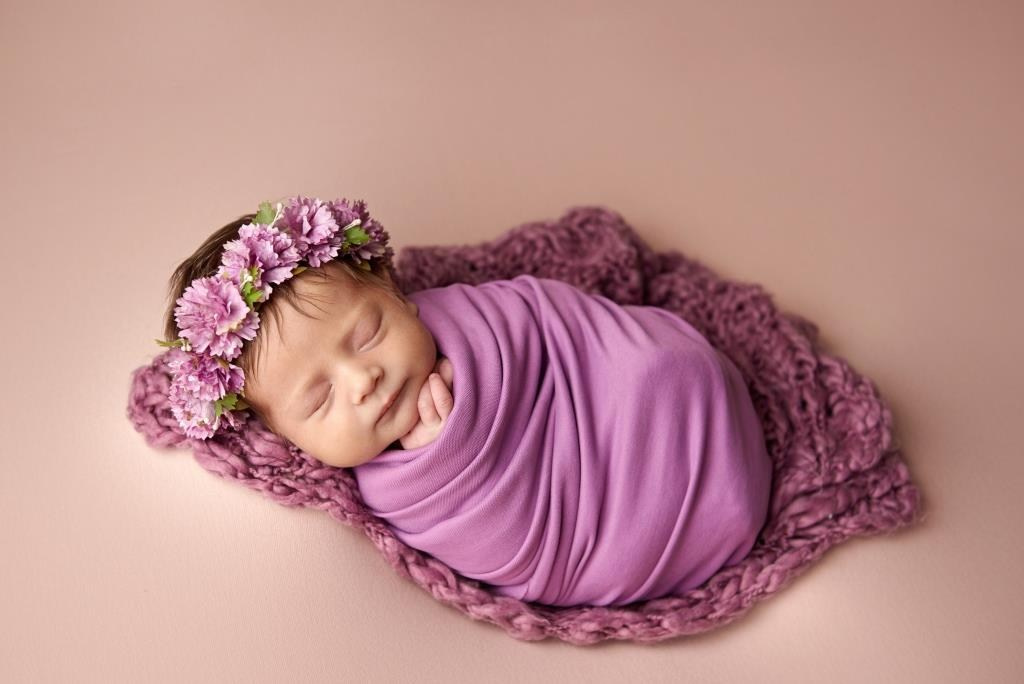 Обмотки. Фотограф новонароджених діток та їх сімей в Тернополі