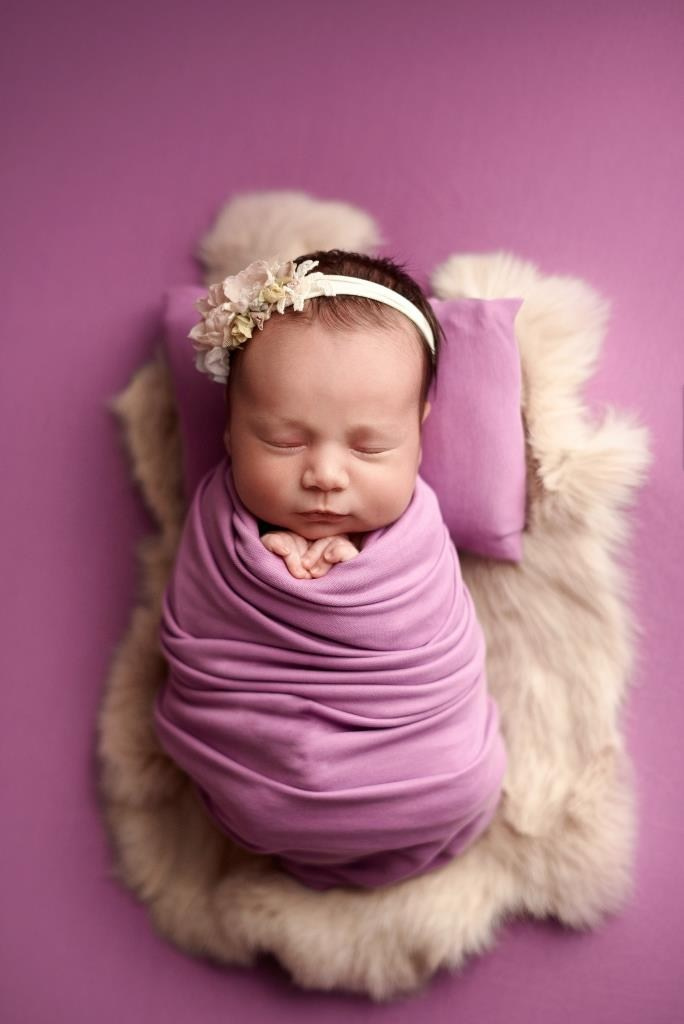 Обмотки. Фотограф новонароджених діток та їх сімей в Тернополі