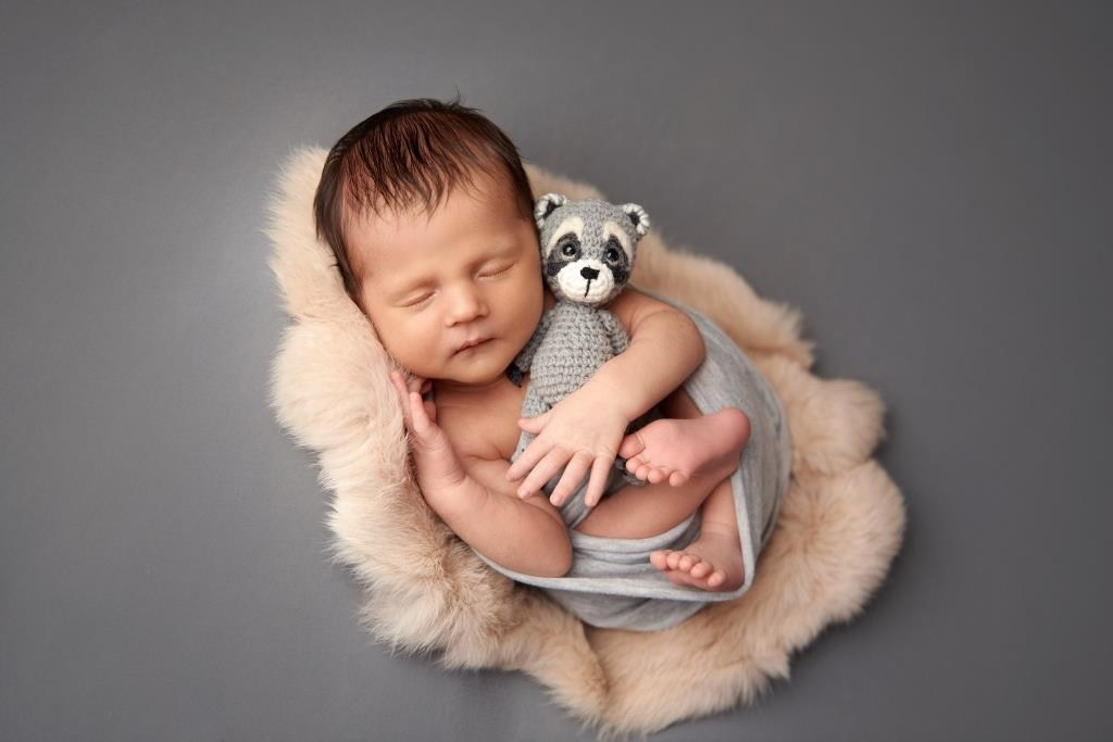 Обмотки. Фотограф новонароджених діток та їх сімей в Тернополі