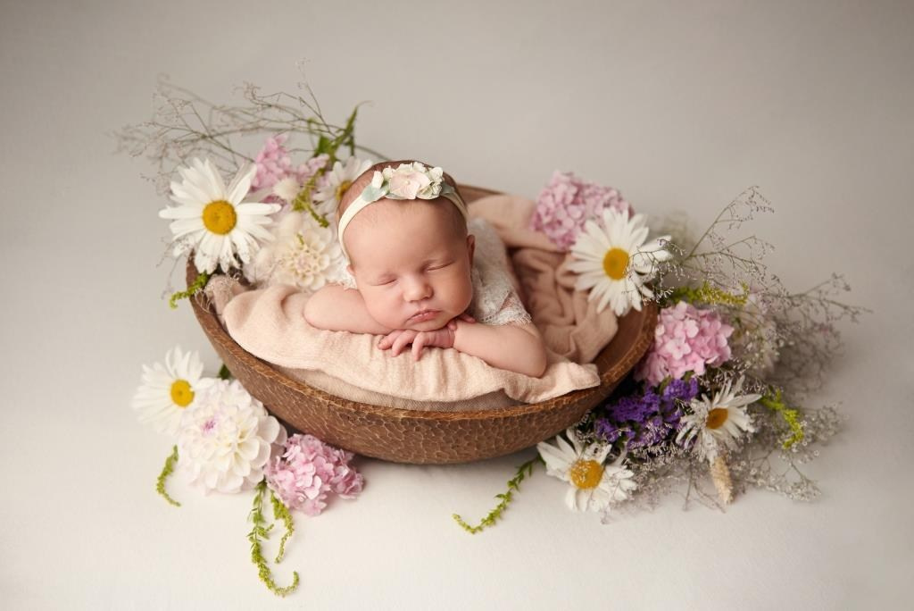 Мисочки. Фотограф новонароджених діток та їх сімей в Тернополі