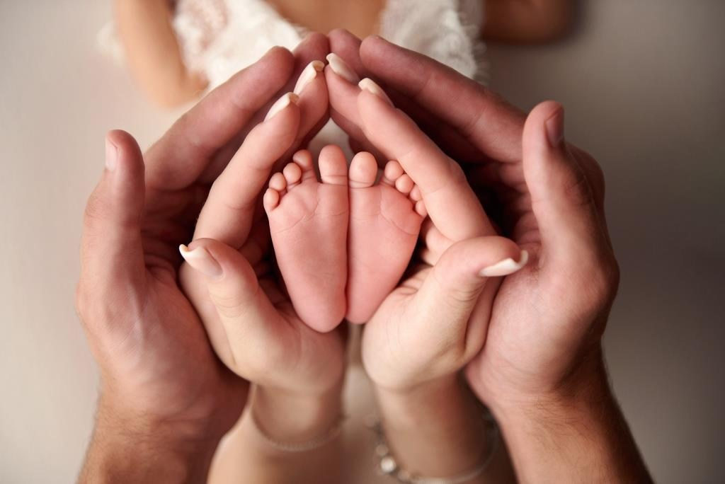 Деталі. Фотограф новонароджених діток та їх сімей в Тернополі