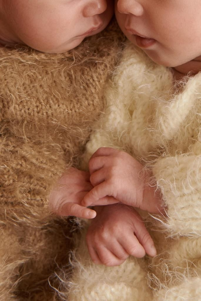 Двійнята. Фотограф новонароджених діток та їх сімей в Тернополі